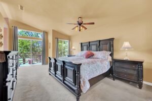 974aac2f-f2ca-4b1e-93b4-d86faa0a2d4b(1)