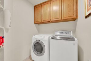 f042e67b-ccdd-441b-afe9-40f34adfaddc(1)